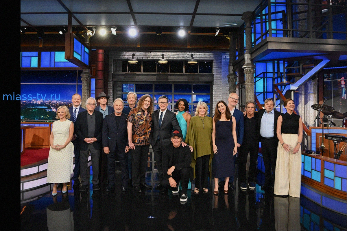 «The Late Show»: Стивен Кольбер Под Вопросами Звезд – Роберт Де Ниро, Марта Стюарт и Множество Других Задают Ему Вопросы в Предпоследнем Выпуске